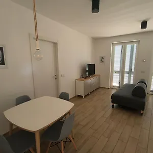  Appartement Near To - Donkey's House